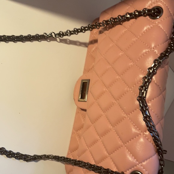 Mauve pink leather purse chain - Picture 3 of 8